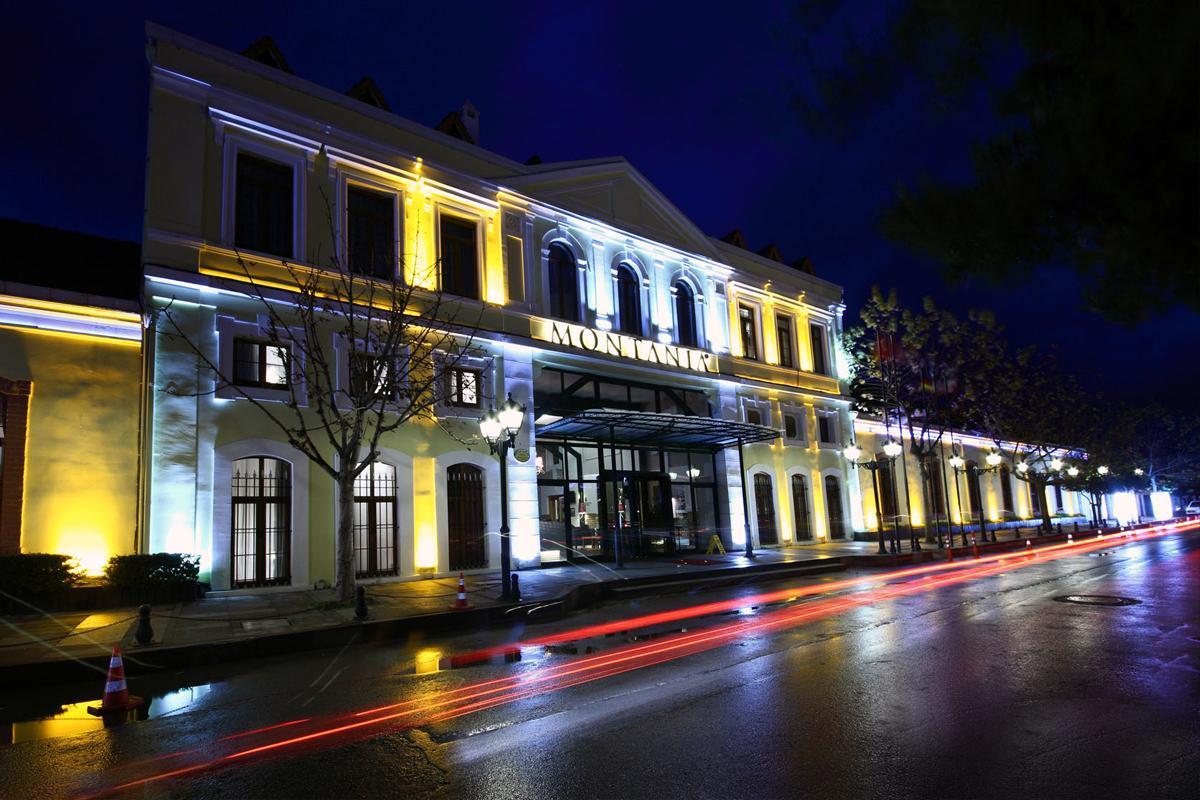 Montania Town Hotel Муданья Екстер'єр фото