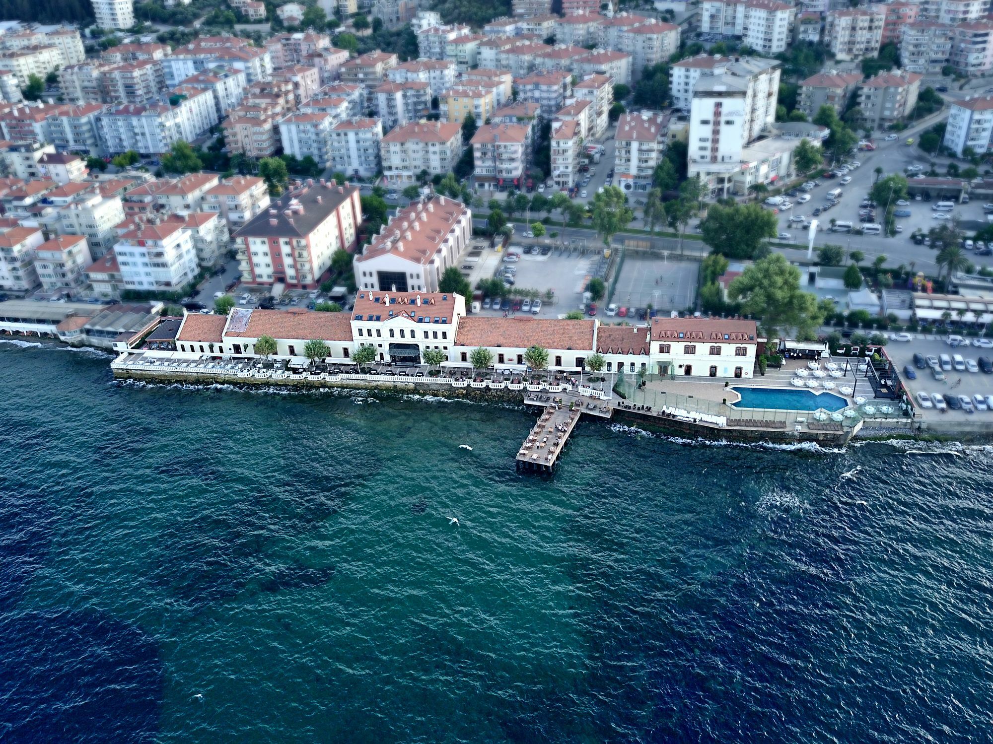 Montania Town Hotel Муданья Екстер'єр фото